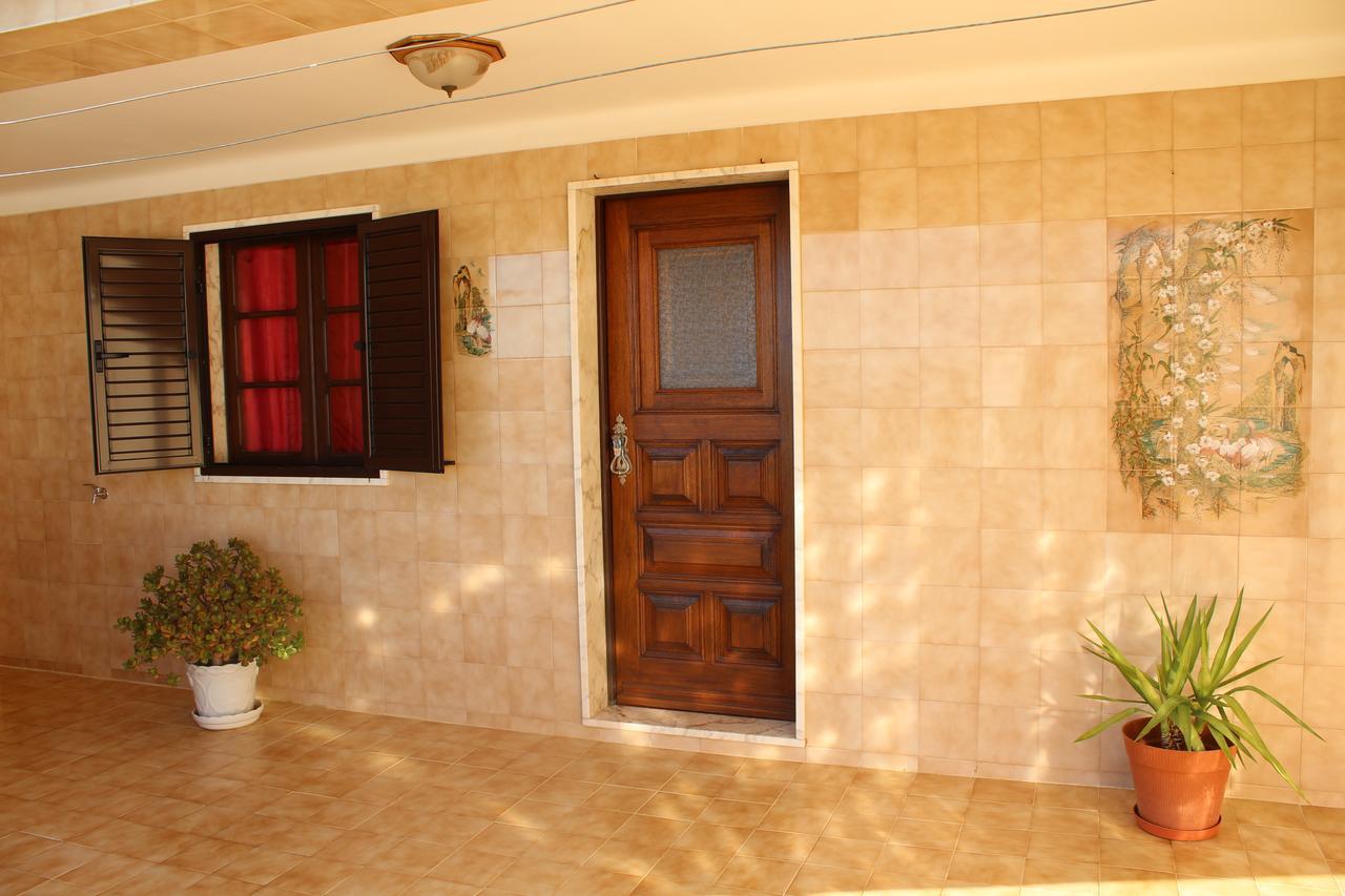Casa Da Tia Bina Apartment *